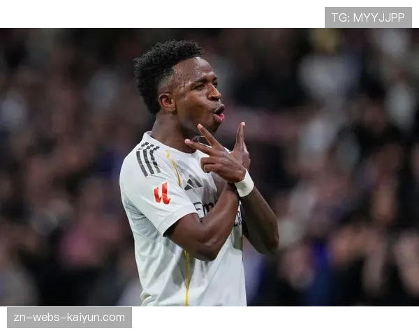 皇马公布客战拜仁大名单，贝林厄姆、维尼修斯随队出征